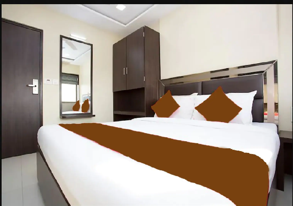 Hotel Kamran Residency | Deluxe Double Room	